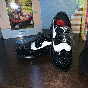 Toddler Boy patent leather Oxford Wing dress shoes